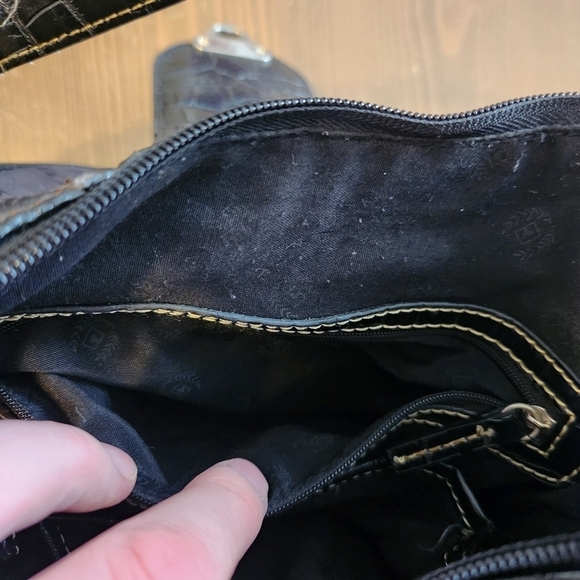 Chaps Black Shoulder Carry Zip Purse Bag With Double Mirror And Holders - Picture 11 of 16